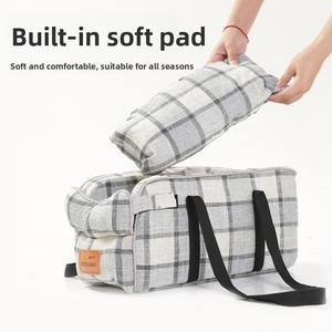 Tas Hewan Peliharaan di Dalam Mobil dengan Pegangan, Desain Persegi Panjang untuk Anjing & Kucing Kapasitas <=12kg Model CW399 - Product Image 3