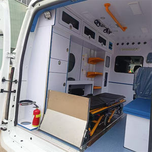Nouvelle ambulance diesel JMC avec système de surveillance pour le transport des patients dans un véhicule médical manuel de soins intensifs - Product Image 6