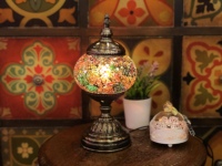 Lampe de table en verre turque artisanale à motifs romantiques, lampe en mosaïque de verre, lampe de table en mosaïque de verre, vente chaude à Marrakech