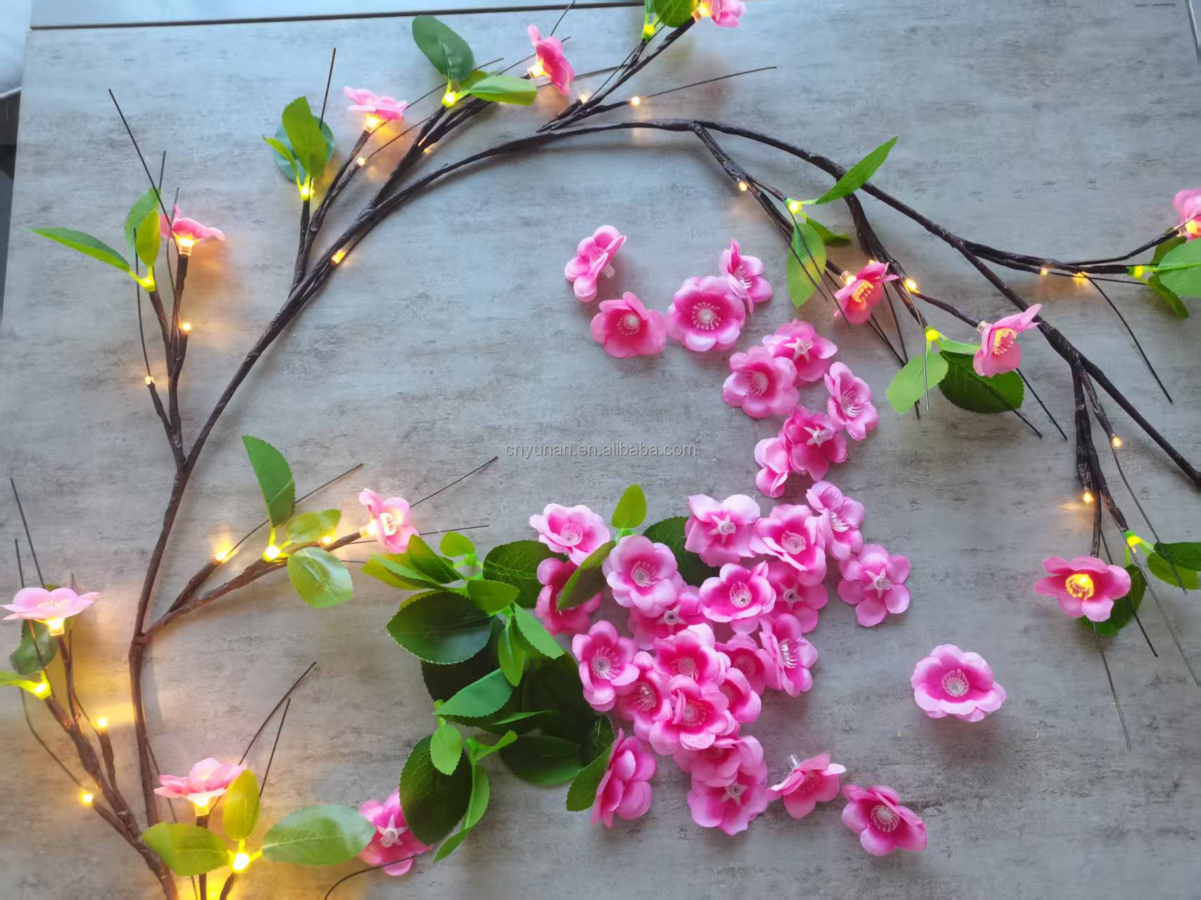 pink flower+leave