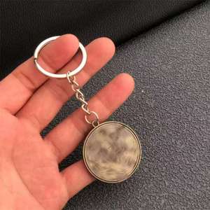 Llavero al por mayor de clubes de fútbol europeos con logo de bronce, llavero de baloncesto para coches, llaveros para aficionados al fútbol - Product Image 4