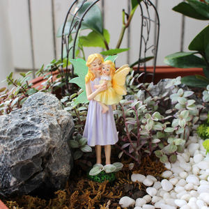 Statues de maman et de bébé en résine sculptée à la main pour décoration de jardin - Product Image 3