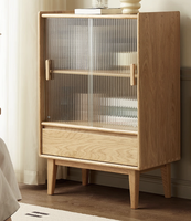 F8102 TV-Sideboard aus Roteichenholz mit 2 Schiebetüren und 1 Schublade
