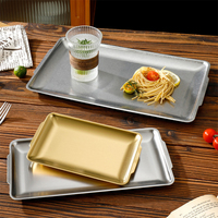 Plateau de service rectangulaire en métal argenté rétro vintage de qualité supérieure assiettes classiques pour les hôtels de mariage de fête de buffet de salle à manger fine