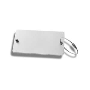 Etiqueta de Equipaje de Metal Personalizada con Diseño de Avión, de Aluminio Reciclable y Duradero, Venta al Por Mayor de Fábrica - Product Image 6