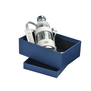 Thermos à double paroi isolé sous vide de qualité supérieure sans BPA avec poignée et couvercle, sangle d'épaule, isolation de 24 heures - Product Image 3