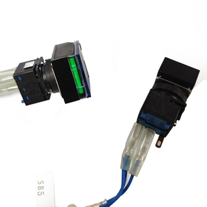 Interruptor FANUC 8018-T822 XA1E-BV para Robot - Product Image 3