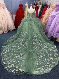 Nuovo Abito da Ballo da Principessa <span class=keywords><strong>per</strong></span> Quinceanera 2025 Lilla con Ricamo Floreale Romantico a Spalle Scoperte in Raso <span class=keywords><strong>per</strong></span> <span class=keywords><strong>Donna</strong></span> - Product Image 6