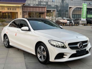 Voiture d'occasion <span class=keywords><strong>Mercedes</strong></span> Benz Classe C C260L 2019 1.5T LHD Essence Chine Berline d'occasion pour l'exportation <span class=keywords><strong>Automobile</strong></span> de luxe d'occasion - Product Image 3