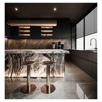 Meuble de cuisine contemporain à étagères ouvertes éclairées par LED, en mélaminé noir mat, pour villa