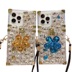 <span class=keywords><strong>Coque</strong></span> de téléphone de luxe carrée avec strass scintillants et bandoulière pour <span class=keywords><strong>iPhone</strong></span> <span class=keywords><strong>12</strong></span> 13 14 15 16 17 Mini Plus Pro Max - Product Image 1