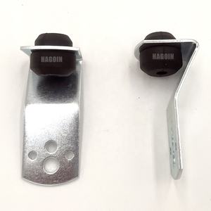 Support de <span class=keywords><strong>plafond</strong></span> <span class=keywords><strong>acoustique</strong></span> anti-vibration moderne AH300 pour poutres en bois avec caractéristiques ignifuges et antirouille et garantie de 5 ans - Product Image 1