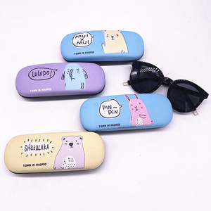 Étui à lunettes Xinpeng mignon et amusant en métal 160x60x35mm pour étudiants avec option d'impression de logo - Product Image 1