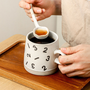 Taza de café de cerámica con diseño de letras y números japoneses Retro, tazas de oficina de desayuno de porcelana mate de 400ml para uso diario - Product Image 5