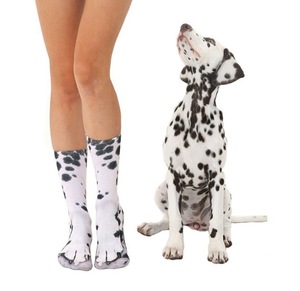 Drôle 3D Animal Chaussettes pour Hommes Femmes High Crew Printemps Tricoté avec Logo sur le Corps Avec <span class=keywords><strong>Adulte</strong></span> Chat Chien Tigre Léopard Griffes - Product Image 2