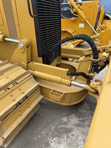 Bulldozer CAT D5K d'occasion à vendre, haute qualité, faible nombre d'heures de travail, modèle 2023, pompe et moteur inclus - Product Image 4