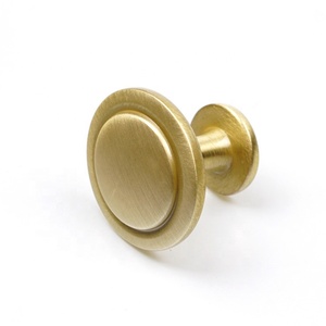 Gabinete de cocina de oro cepillado de diseño moderno, tirador de cajón de muebles, tirador y tirador para herrajes para puertas de armarios - Product Image 1