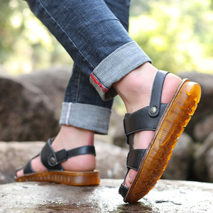 Sandales d'été pour hommes en cuir véritable à brides croisées, bout fermé, semelle extérieure en caoutchouc antidérapante, chaussures décontractées de plage - Product Image 4