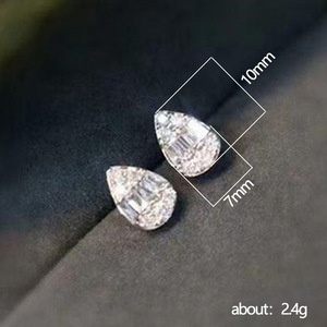 Orecchini a Perno con Zirconi a Forma di Goccia per Donne, Eleganti Gioielli in Tono Platino alla Moda - Product Image 5