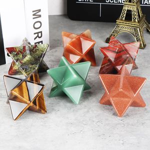 Carvings de bolsillo de piedra Natural, Merkaba Star, en venta - Product Image 1