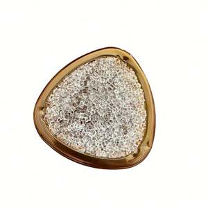 Gránulos de Policarbonato (PC) de Grado Moldeable LN-2250Y, Retardante de Llama, Alta Transparencia, Resistente a los Rayos UV, Materia Prima - Product Image 1