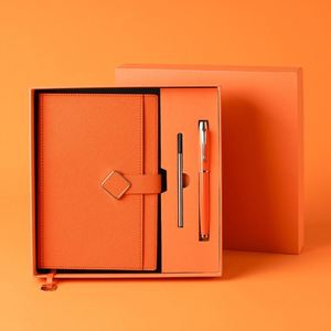 Set de Regalo de Cuaderno y Bolígrafos de Cuero PU Promocional al por Mayor, con Logotipo Personalizado, Impresión en Relieve, Regalo Moderno y Lujoso - Product Image 6