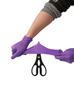 Gants d'examen médicaux jetables en nitrile violet, multi-usages pour les soins dentaires - Product Image 2
