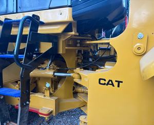 Chargeuse sur pneus <span class=keywords><strong>Caterpillar</strong></span> Cat 950C d'<span class=keywords><strong>occasion</strong></span>, chargeuse sur pneus <span class=keywords><strong>Caterpillar</strong></span> Cat d'<span class=keywords><strong>occasion</strong></span> à vendre, 950c prête pour la livraison - Product Image 6
