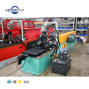 Voll automatisch verstellbarer Metall bolzen und Schienen-Trockenbau-C-U-Kanalprofil-Rollen form maschine mit CE - Product Image 3