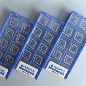 เม็ดมีดกลึงภายนอก SUMITOMO รุ่น CNMG120412N-EM-AC6020M สำหรับเครื่องกลึง CNC ทำจากทังสเตนคาร์ไบด์ เคลือบอย่างดี รับประกัน 3 ปี ผลิตในญี่ปุ่น (OEM) - Product Image 2