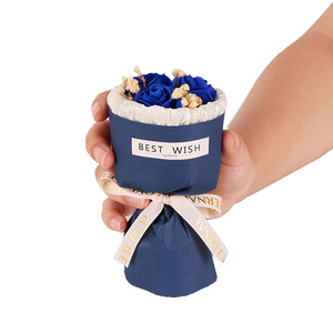 Fleur éternelle Mini bouquet de <span class=keywords><strong>fleurs</strong></span> séchées en gros Chine <span class=keywords><strong>Fleurs</strong></span> de savon Envoyer à la petite amie Rencontre rendez-vous Savon de poche Rose - Product Image 5