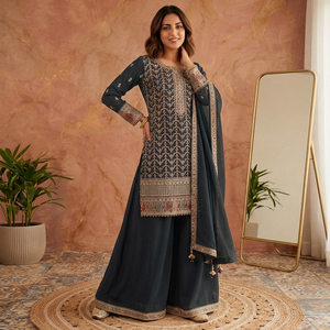 Ensemble Salwar traditionnel noir brodé avec dupatta, coupe ample longue jusqu'au sol, tenue indienne et pakistanaise pour femme - Product Image 1
