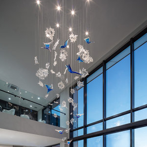 Lámpara colgante de mariposa, candelabros de cristal de arte soplado hechos a mano para sala de estar - Product Image 1