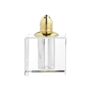 Set di due agitatori di pepe in cristallo chiaro e oro elegante decorazione da tavola e accessorio di HMS - Product Image 3