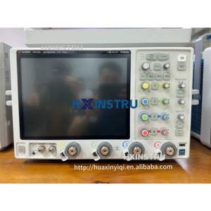 Analyseur de signaux mixtes Keysight MSOV134A 13 GHz, 4 canaux analogiques plus 16 canaux numériques, profondeur de mémoire maximale 2 Gpts H - Product Image 2