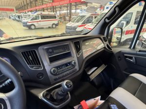 Nueva Ambulancia de Emergencia JMC con Techo Alto, Motor Diésel, Transmisión Automática, EURO 5, Vehículo de Rescate Médico - Product Image 6