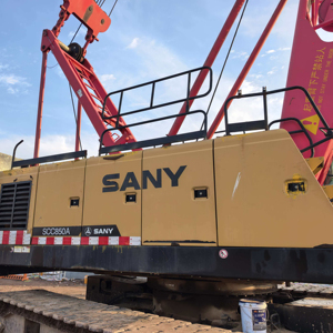 เครนตีนตะขาบแบบใช้แล้ว Sany 75T รถเครนตีนตะขาบ SCC750A-6ผลิตในประเทศจีน - Product Image 1