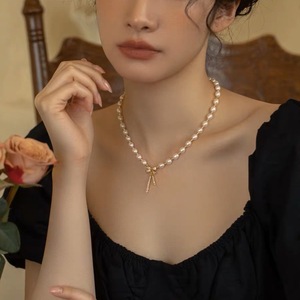 Collier de perles d'eau douce naturelles pour femmes, luxe léger d'été, collier de clavicule de niche - Product Image 2