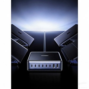 UGREEN 200W GaN Desktop Charging Station <b>with</b> 8 <b>Ports</b> PD3.1 Fast Charger for Laptop Phone <b>Tablet</b> - Product Image 3