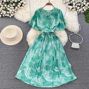 Nouvelle robe plissée à imprimé tie-dye, style rétro, manches courtes à volants, robes maxi pour femmes, robes élégantes - Product Image 3