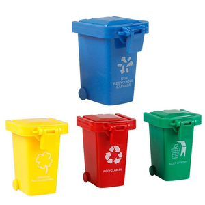 4 unids/set Mini basura puede juguetes camión latas contenedor de reciclaje del vehículo <span class=keywords><strong>Bin</strong></span> niños jugando Juguetes - Product Image 1