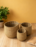 Jardinière en herbe tressée fabriquée en usine avec cadre métallique, de forme ronde et de couleur naturelle, pour la décoration de la maison et le jardinage