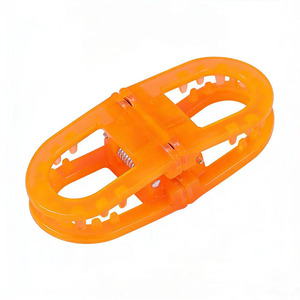 Pince à cheveux magnétique créative et personnalisée en plastique, épingles à cheveux simples de couleur unie, accessoire de <span class=keywords><strong>coiffure</strong></span> pour fête - Product Image 2