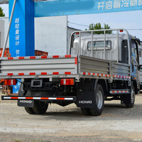 Camion à plateau plat léger HOWO 4X2 150HP, cuve de chargement 4200x2050x400mm, 6 roues, pour le transport de chantier et logistique