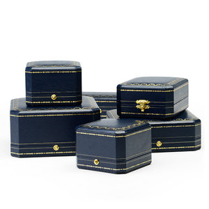 FANXI Wholesale Custom Color Plastic Velvet PU Leather <b>LED</b> <b>Light</b> Ring Box Jewelry Set Packaging <b>Boxes</b> - Product Image 2