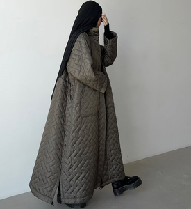 Cappotto Invernale Lungo Trapuntato Abaya da Donna, Elegante Giacca Imbottita con Cappuccio, Parka Modesto Imbottito, Abbigliamento Islamico Arabo Dubai 2026 - Product Image 2