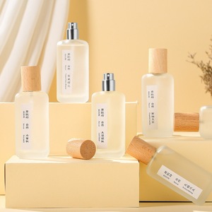 Venta al por mayor limpio refrescante no dulce <span class=keywords><strong>de</strong></span> larga duración natural hombre y mujer té blanco <span class=keywords><strong>eau</strong></span> <span class=keywords><strong>de</strong></span> toilette - Product Image 1