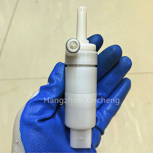 Hella A2108691121 Pompe d'essuie-glace de phare, lave-glace, système de nettoyage de phare 8TW007540141 - Product Image 2