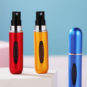 <span class=keywords><strong>Atomiseur</strong></span> de parfum portable en verre avec coque en aluminium, remplissage par le bas, pour hommes et femmes, étanche, rechargeable, format voyage pour usage quotidien - Product Image 1