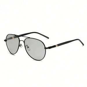 Lunettes de soleil polarisées caméléon de style aviateur, anti-éblouissement UV400, photochromiques pour la conduite, pour hommes et femmes, vente en gros - Product Image 4